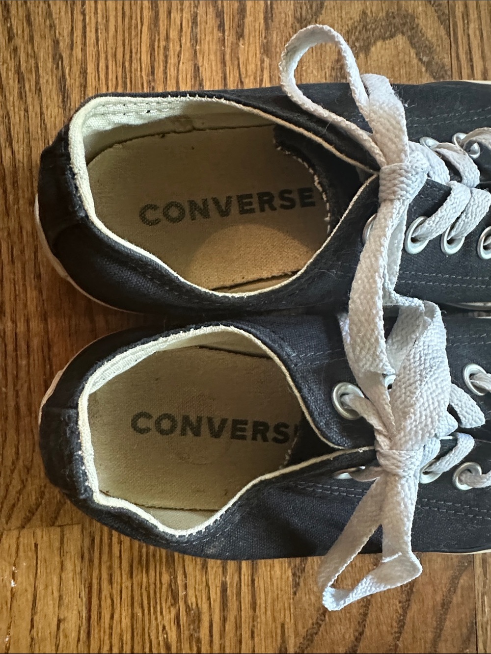 Converse Black Low Top Canvas Sneakers with White Laces - Picture 3 of 4